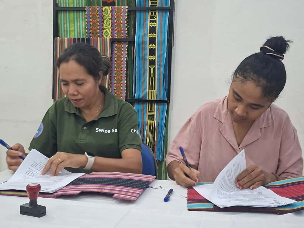 APFTL ho CFTL Asina Akordu ba Servisu Hamutuk ba Projeitu Swipe Safe